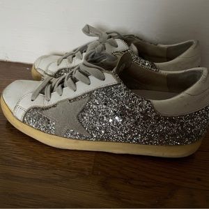 Golden goose size 35